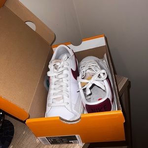 Nike blazers lows 8.5 womens